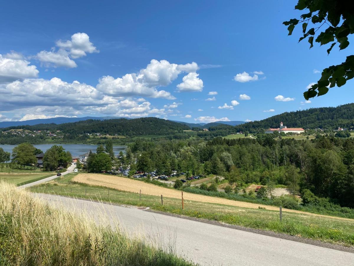 Golf Residenz Längsee Sankt Georgen am Längsee Exterior foto
